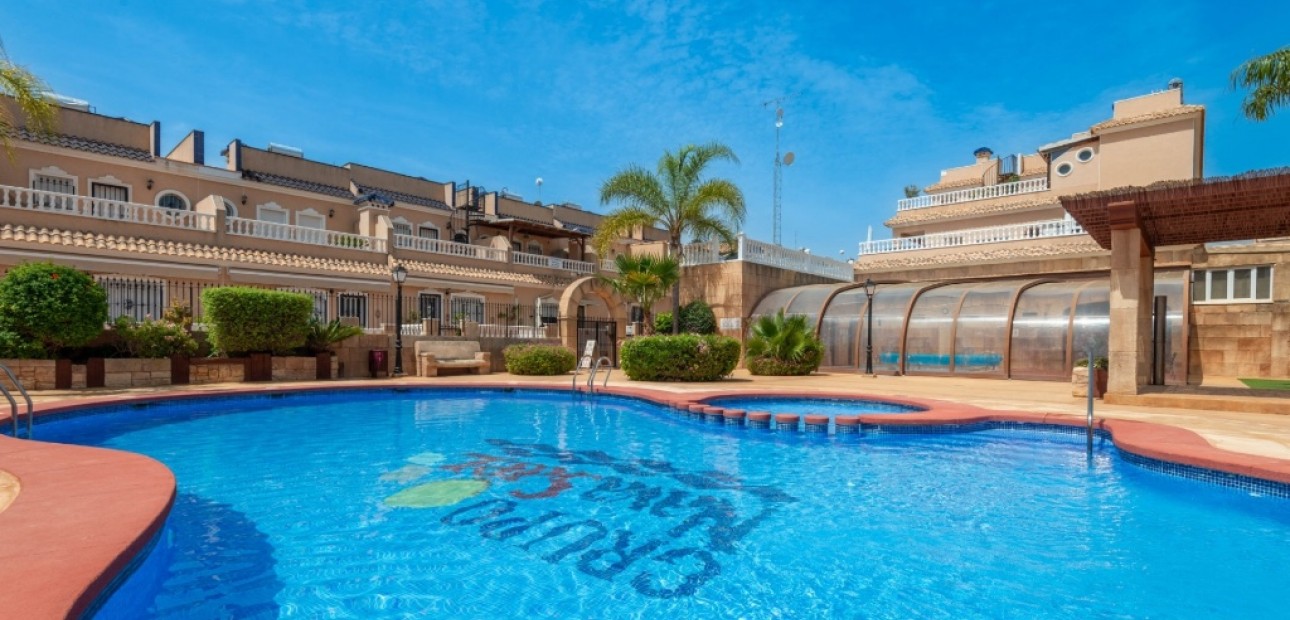 Venta - Apartamento / piso -
Villamartín