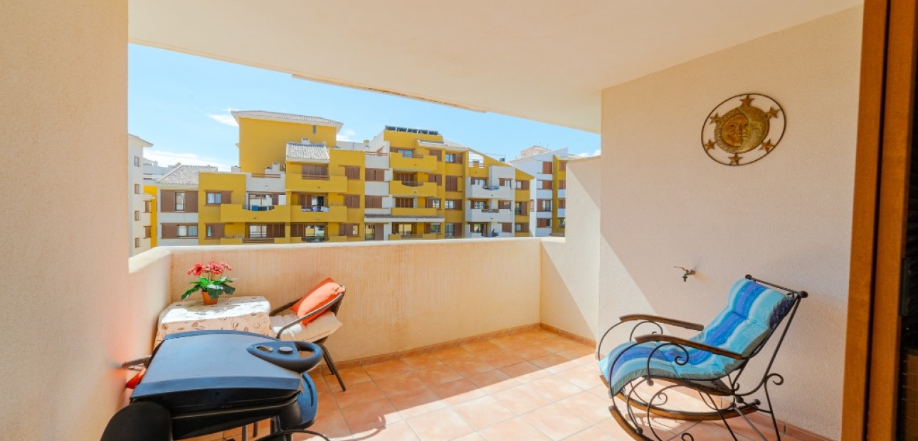 Herverkoop - Appartement / flat -
Punta Prima