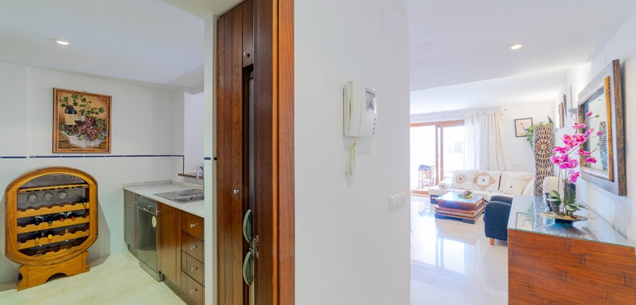 Herverkoop - Appartement / flat -
Punta Prima