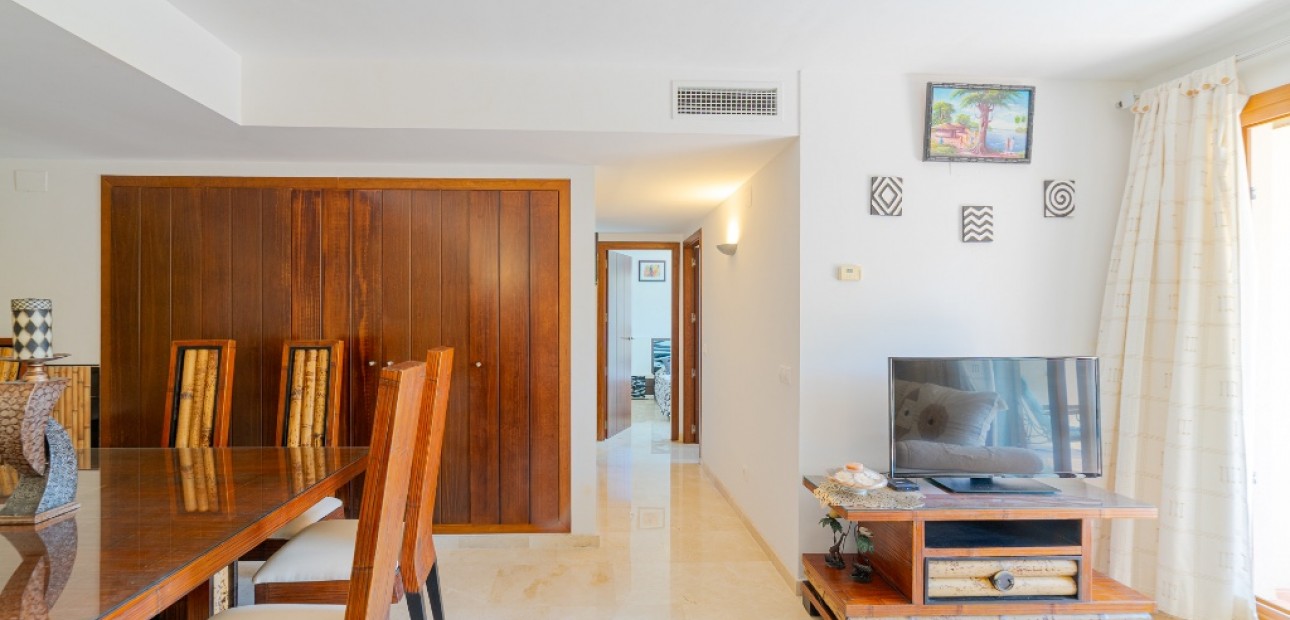 Herverkoop - Appartement / flat -
Punta Prima