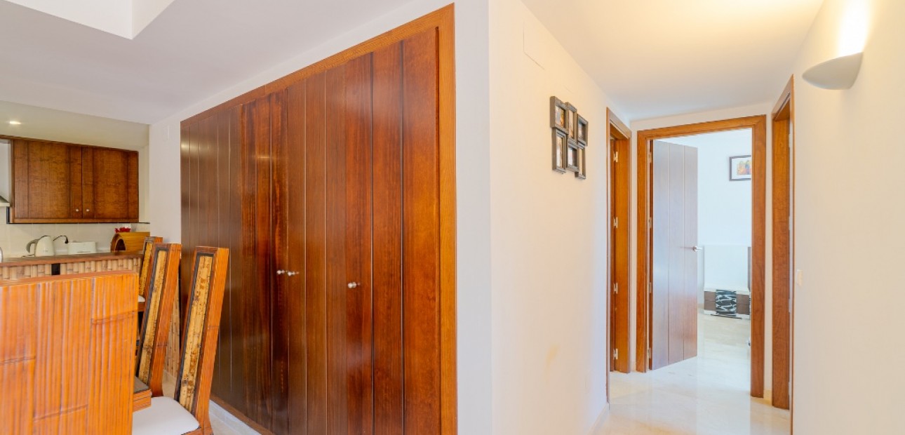 Herverkoop - Appartement / flat -
Punta Prima