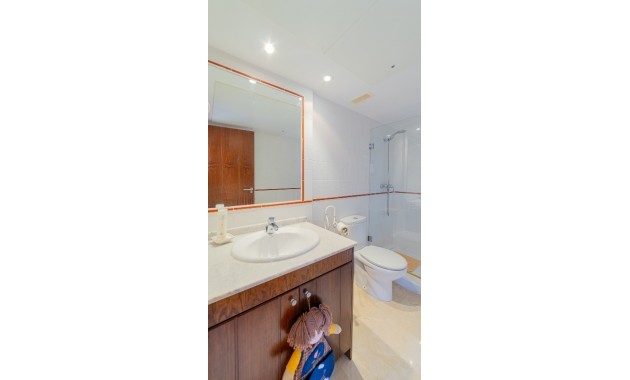 Herverkoop - Appartement / flat -
Punta Prima