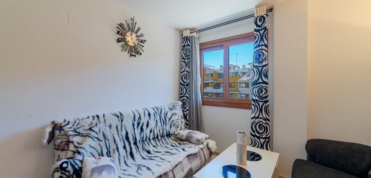 Herverkoop - Appartement / flat -
Punta Prima