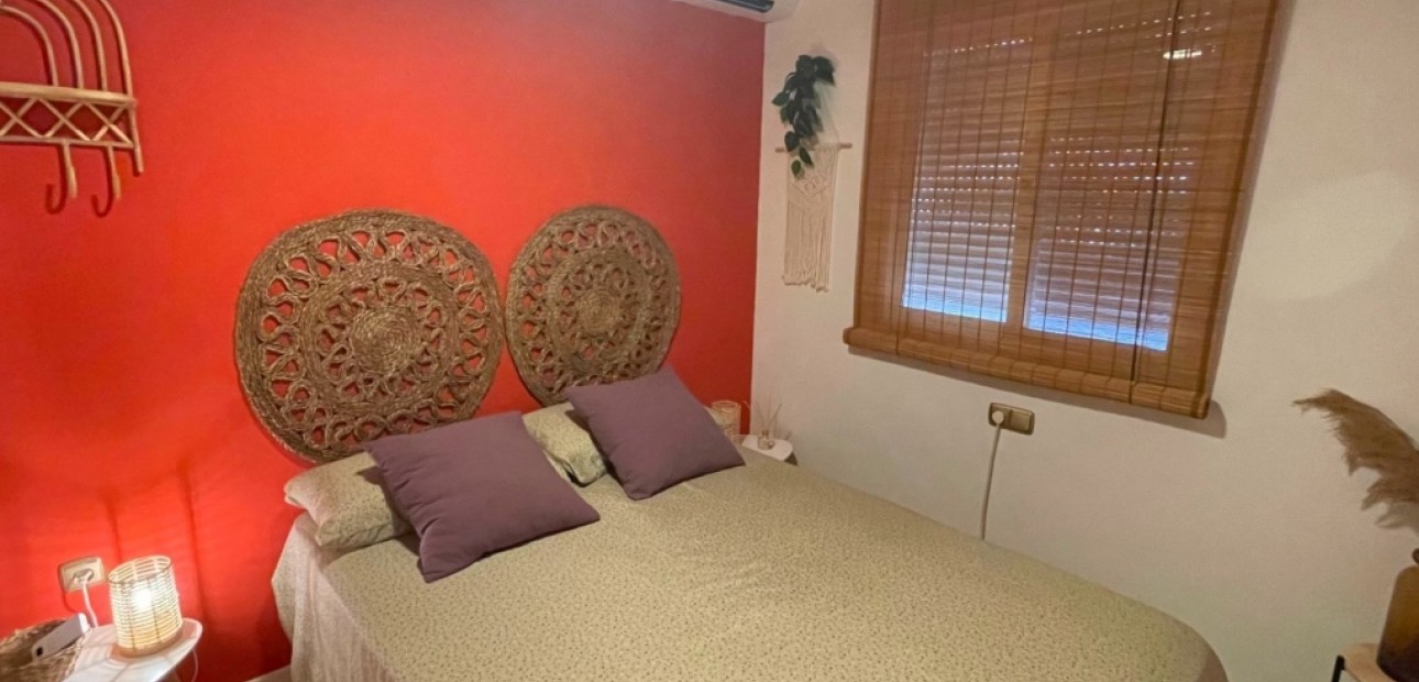 Herverkoop - Herenhuis -
Orihuela Costa - Villamartín