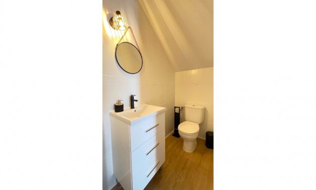 Herverkoop - Herenhuis -
Orihuela Costa - Villamartín