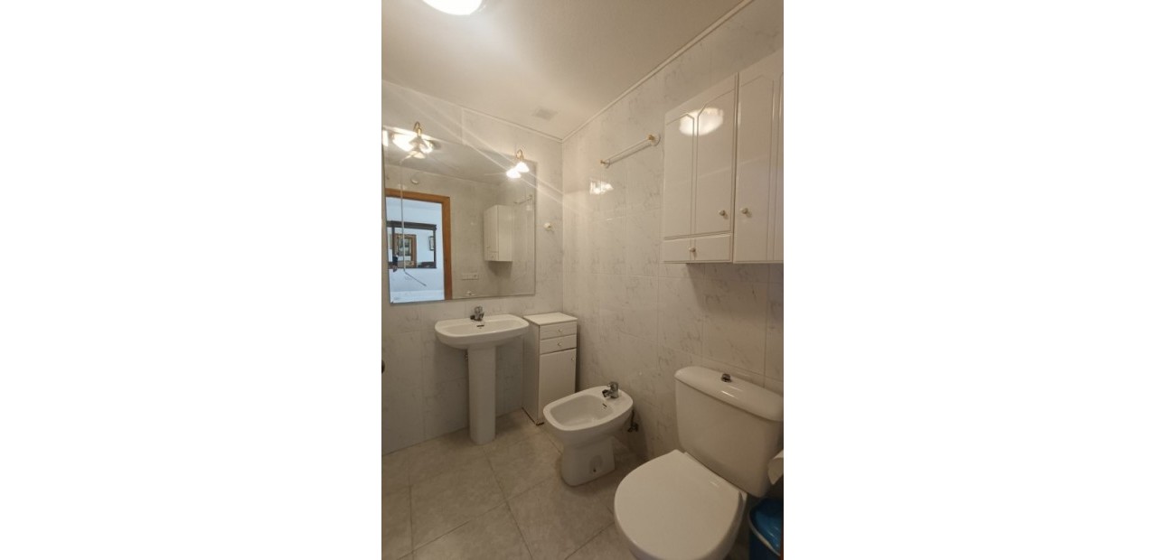 Herverkoop - Appartement / flat -
Torrevieja - Torreblanca