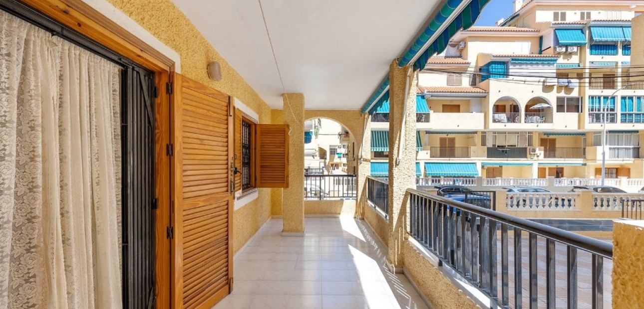 Herverkoop - Appartement / flat -
La Mata
