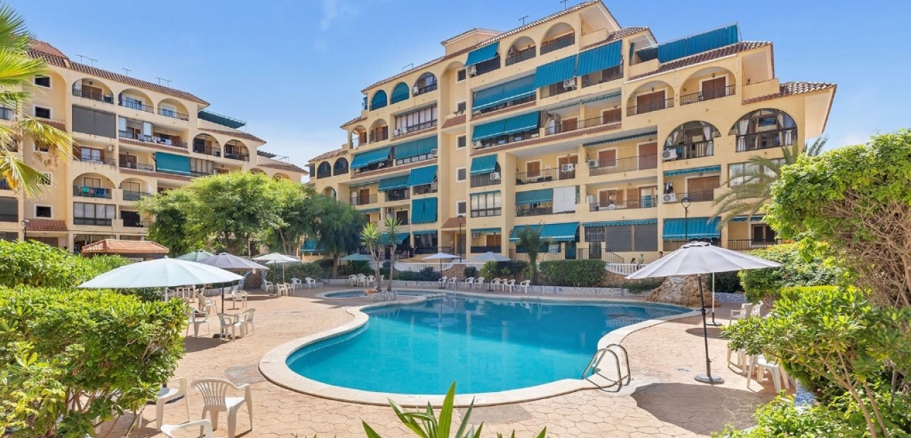 Herverkoop - Appartement / flat -
La Mata