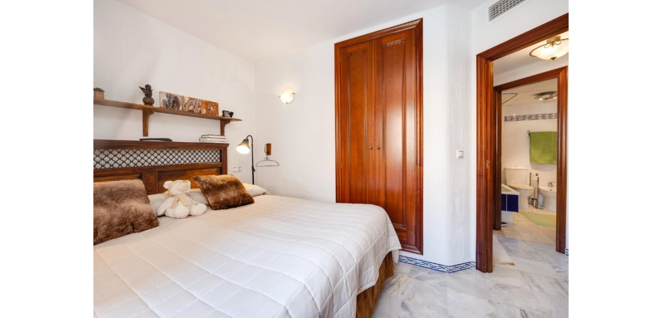 Sale - Apartment / flat -
Torrevieja