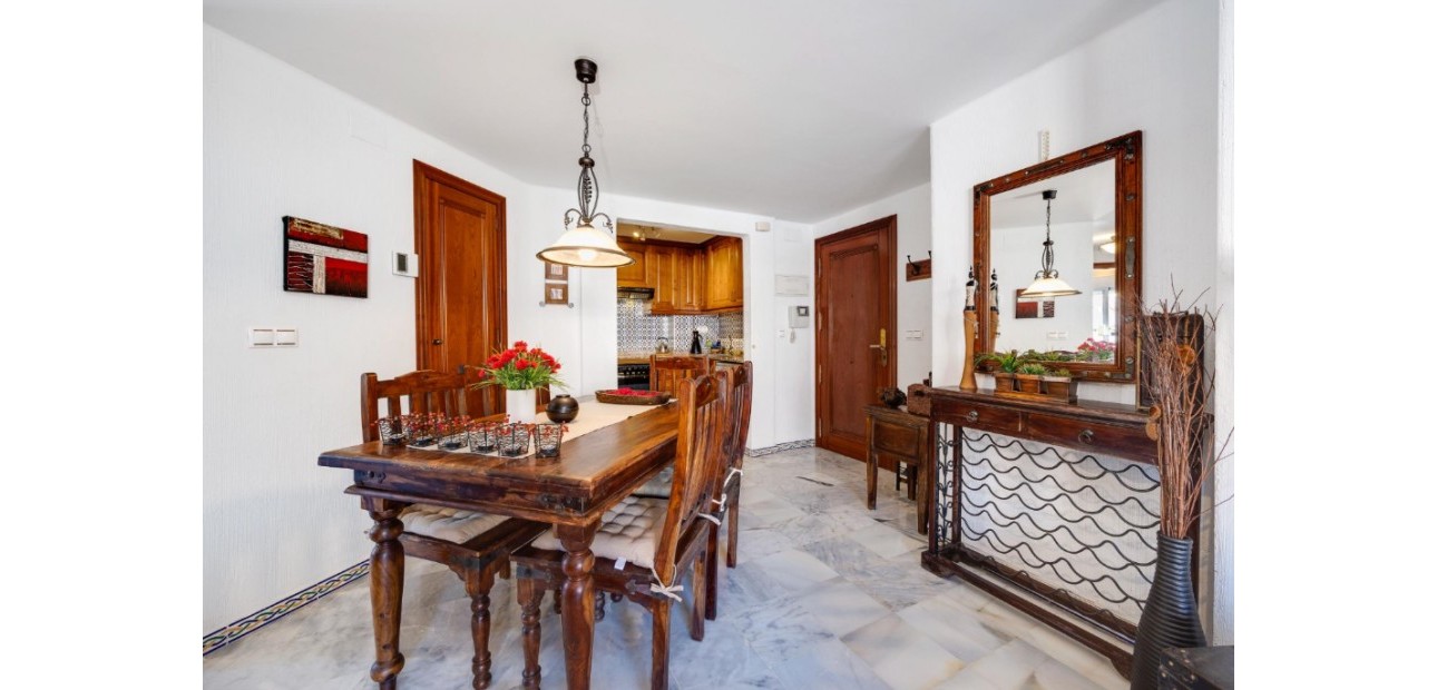 Sale - Apartment / flat -
Torrevieja