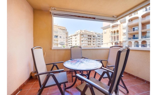Sale - Apartment / flat -
Torrevieja