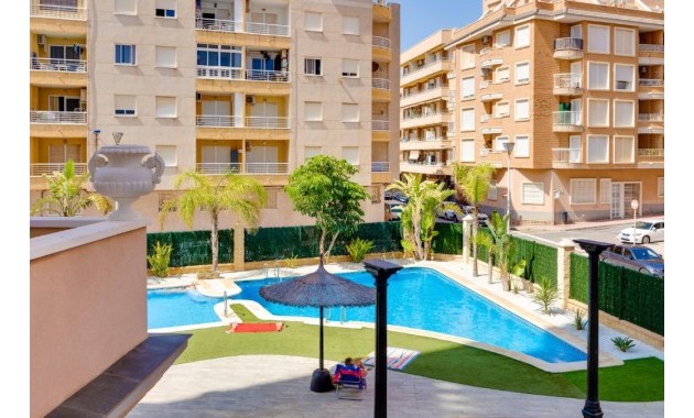 Sale - Apartment / flat -
Torrevieja
