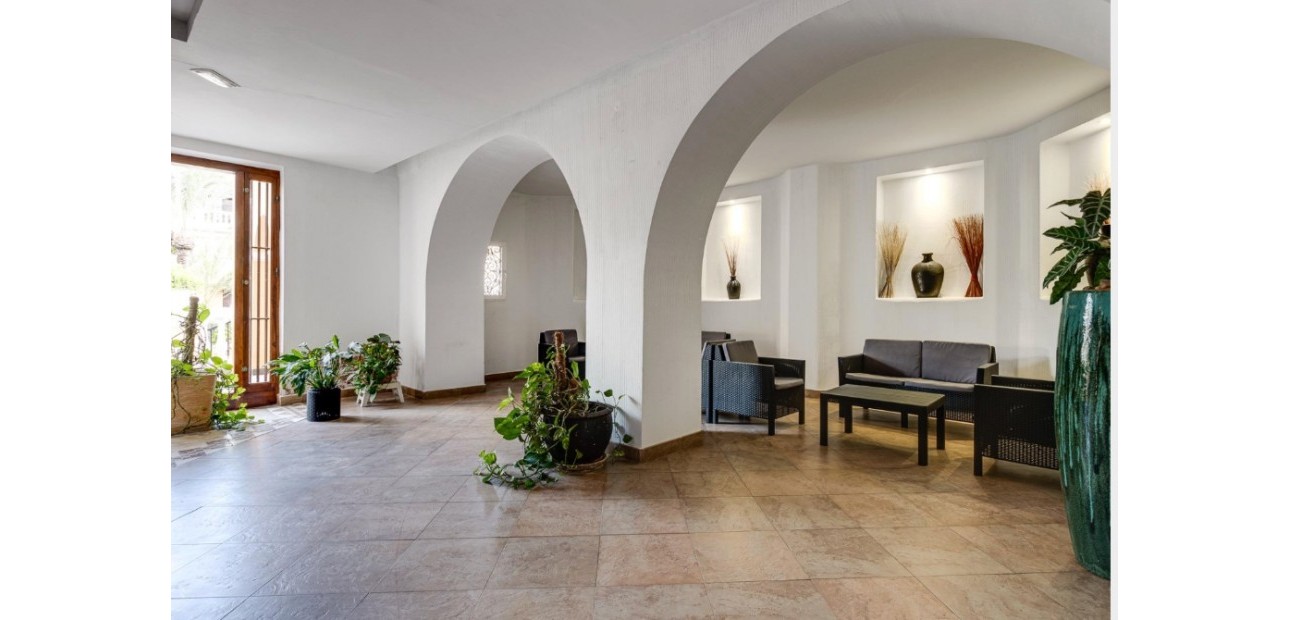 Sale - Apartment / flat -
Torrevieja