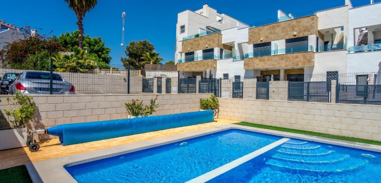 Venta - Semi - Detached Villa -
Orihuela Costa - Villamartín