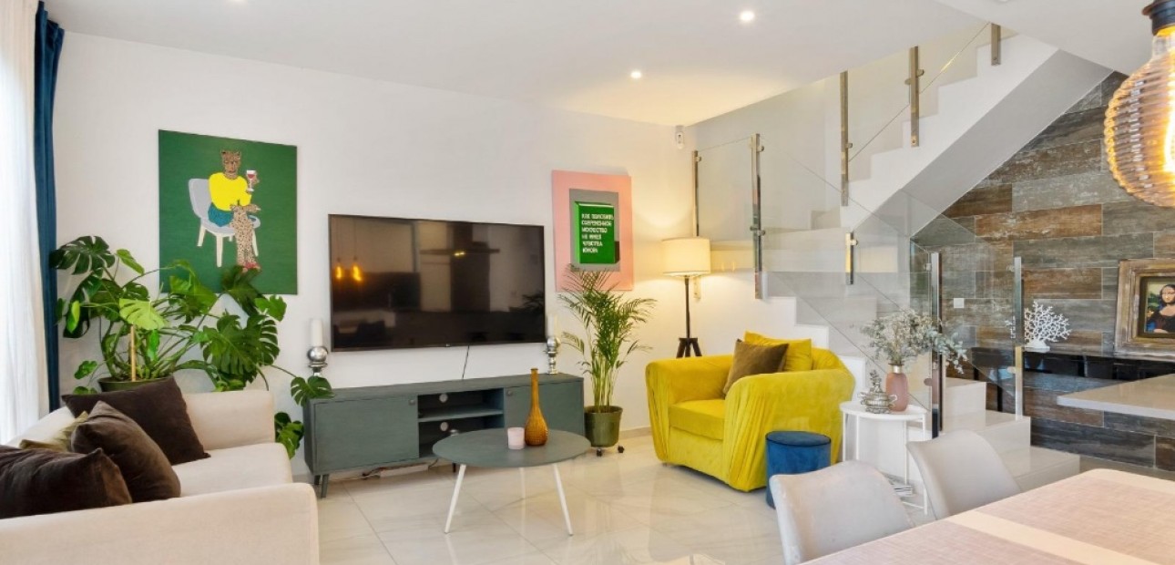 Venta - Semi - Detached Villa -
Orihuela Costa - Villamartín