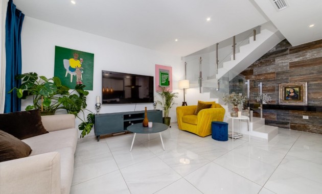 Venta - Semi - Detached Villa -
Orihuela Costa - Villamartín