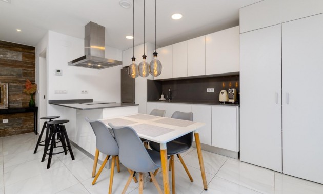 Venta - Semi - Detached Villa -
Orihuela Costa - Villamartín