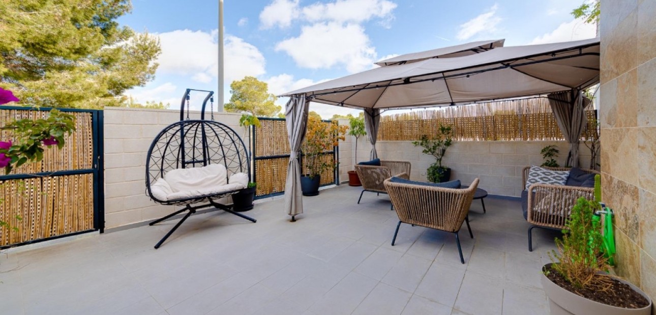 Venta - Semi - Detached Villa -
Orihuela Costa - Villamartín