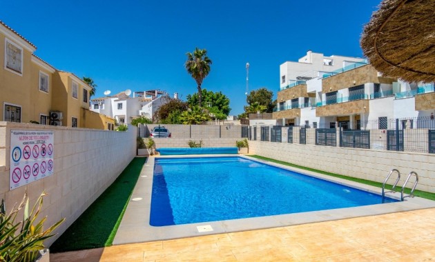 Venta - Semi - Detached Villa -
Orihuela Costa - Villamartín