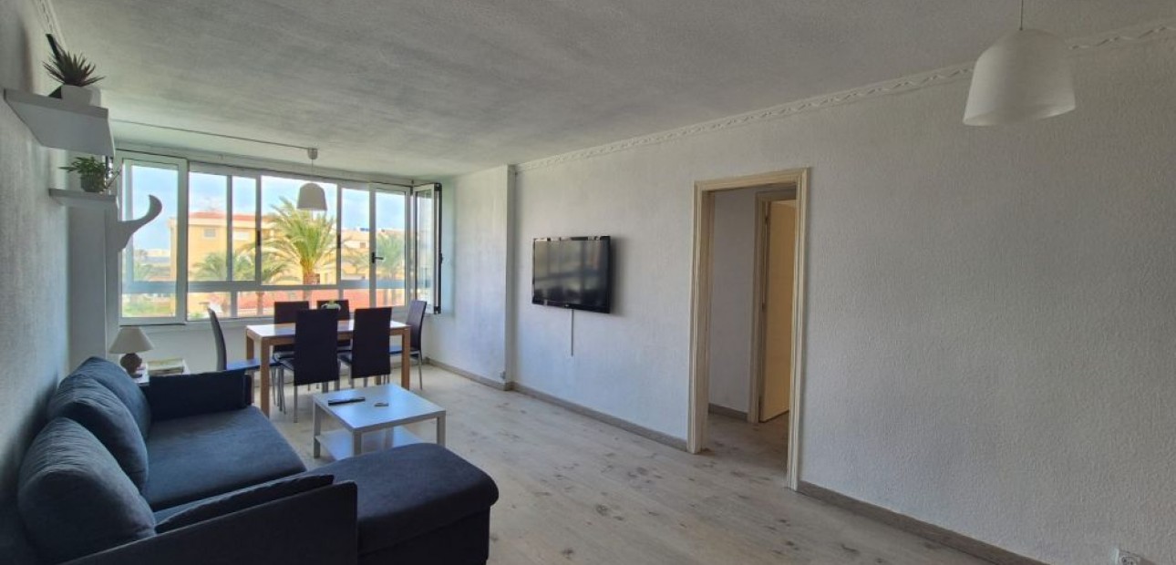 Sale - Apartment / flat -
Punta Prima