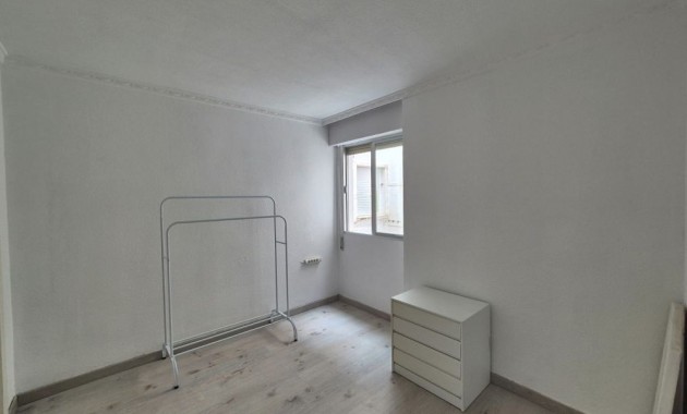 Sale - Apartment / flat -
Punta Prima