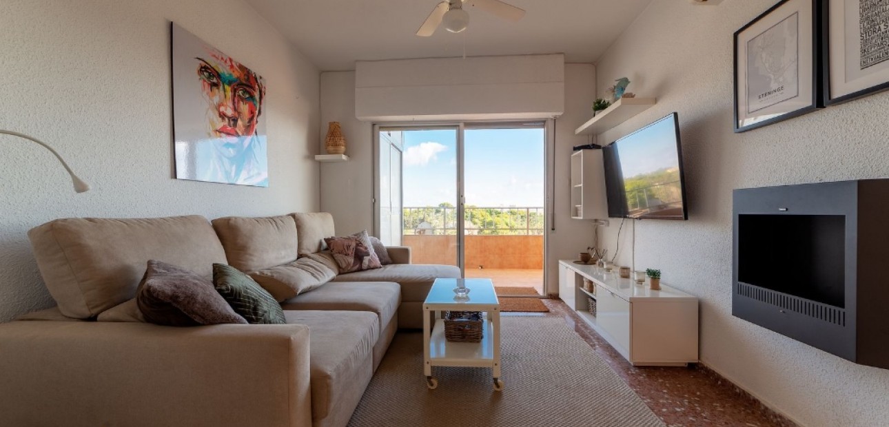 Herverkoop - Appartement / flat -
Punta Prima