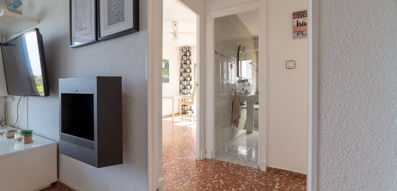 Herverkoop - Appartement / flat -
Punta Prima