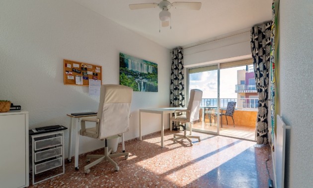 Herverkoop - Appartement / flat -
Punta Prima
