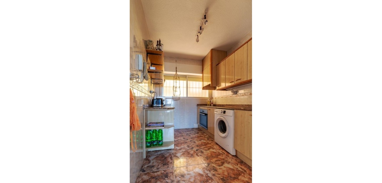 Herverkoop - Appartement / flat -
Punta Prima