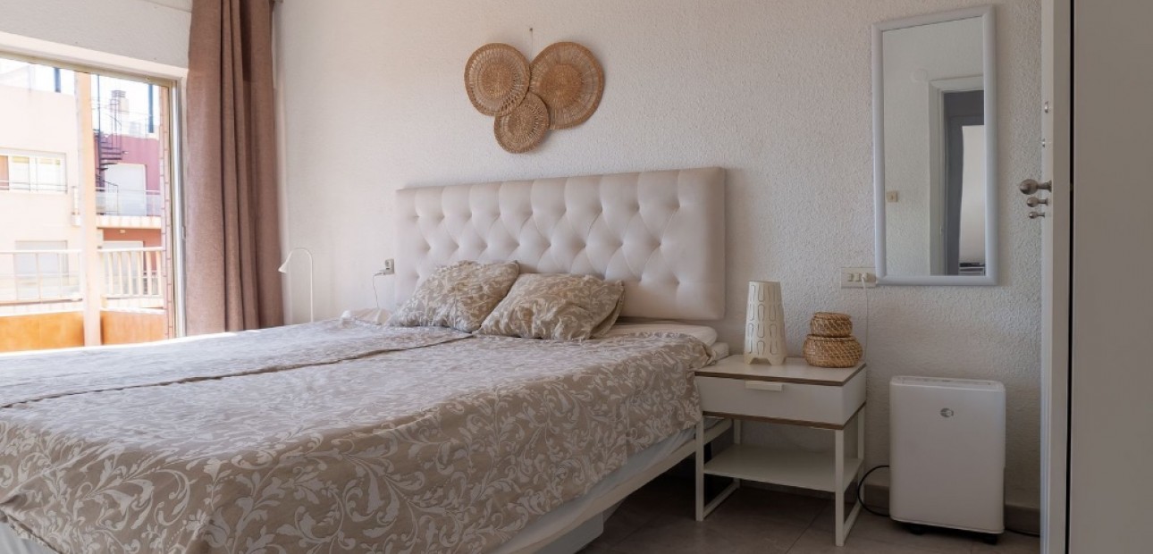 Herverkoop - Appartement / flat -
Punta Prima