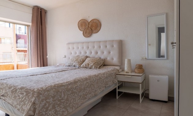 Herverkoop - Appartement / flat -
Punta Prima