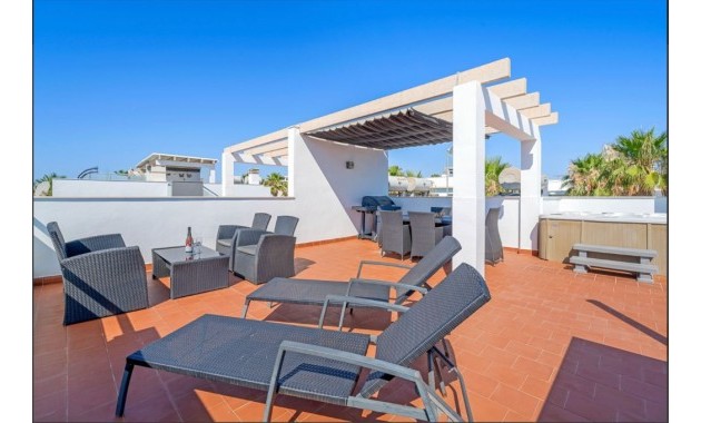 Sale - Apartment / flat -
Punta Prima