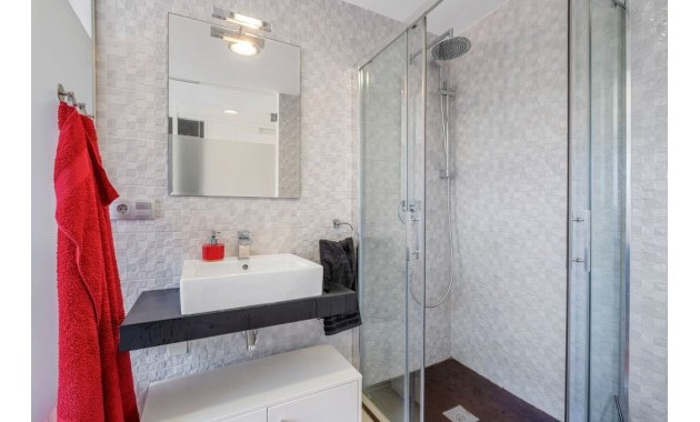 Sale - Apartment / flat -
Punta Prima