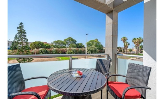 Sale - Apartment / flat -
Punta Prima