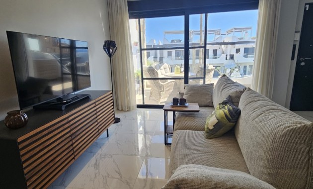Venta - Apartamento / piso -
Punta Prima