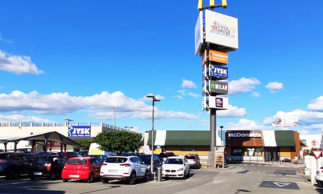 Venta - Apartamento / piso -
Punta Prima