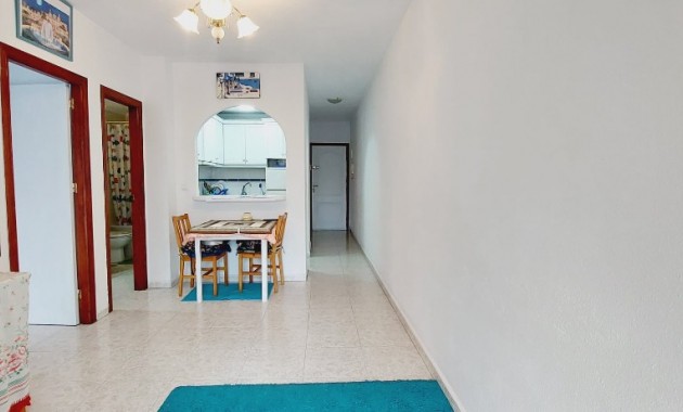 Sale - Apartment / flat -
Torrevieja