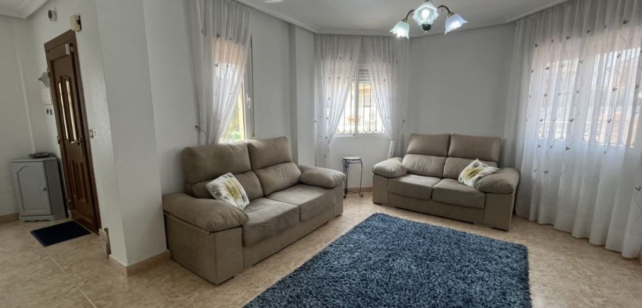 Venta - Vila -
Almoradí