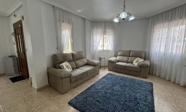 Venta - Vila -
Almoradí