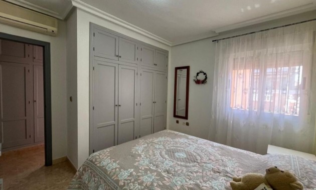 Venta - Vila -
Almoradí