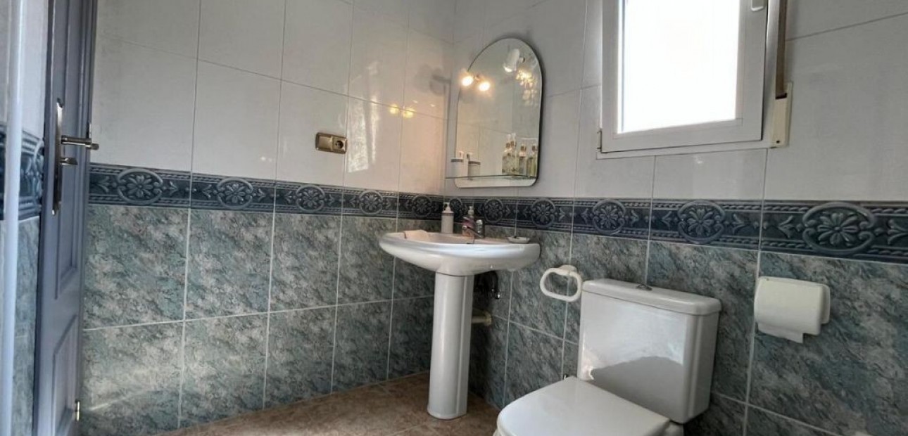 Venta - Vila -
Almoradí