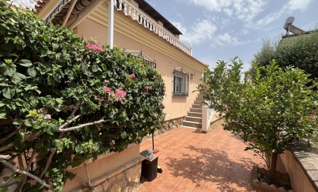 Venta - Vila -
Almoradí