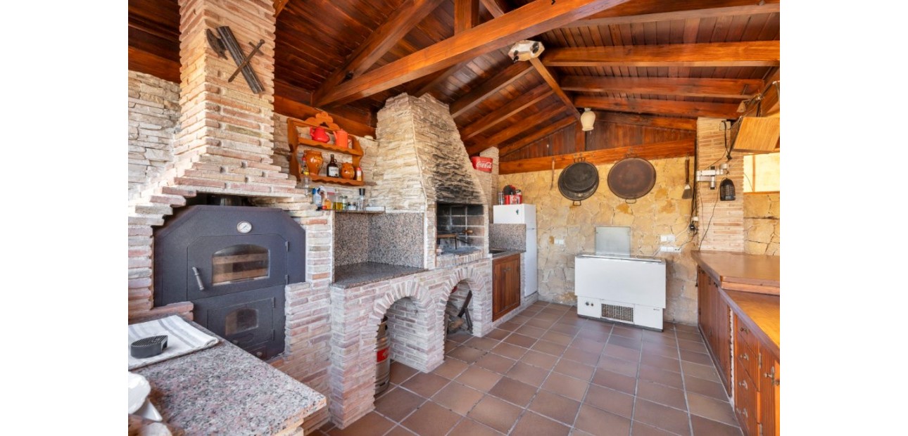 Sale - Villa -
Torrevieja - Los altos