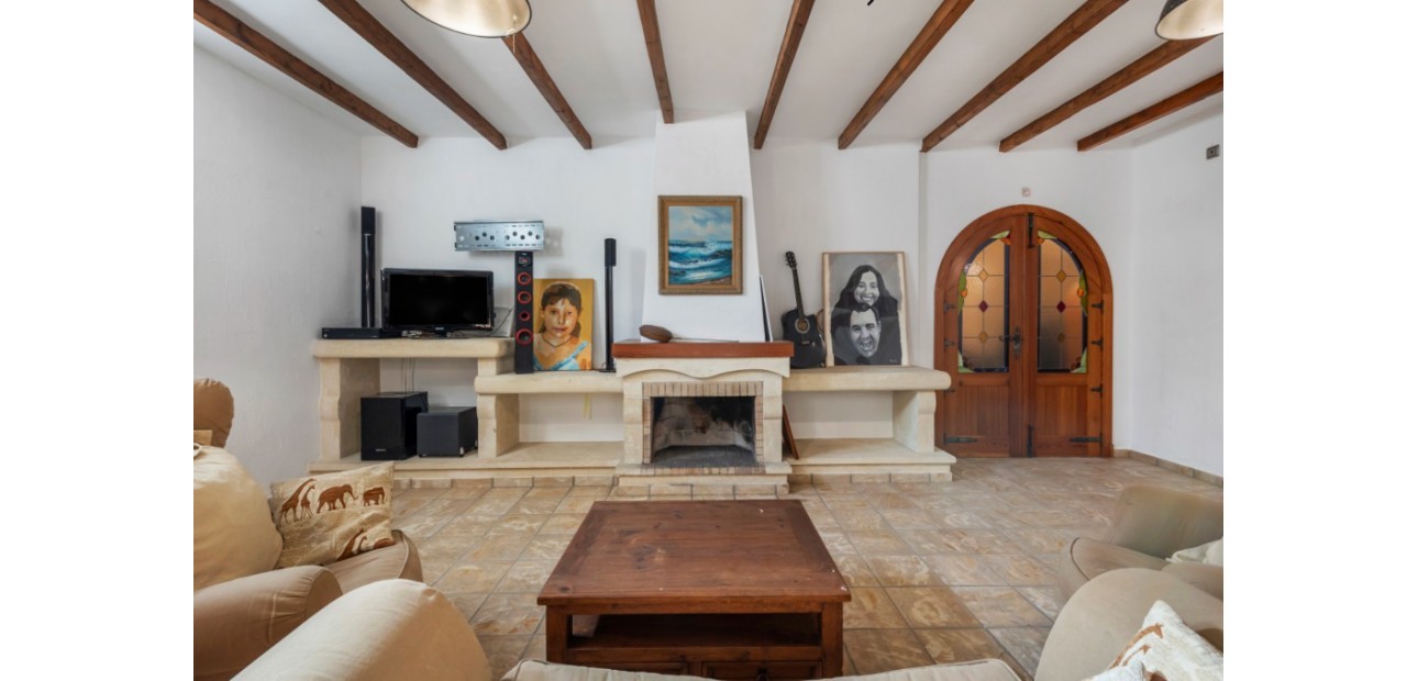 Sale - Villa -
Torrevieja - Los altos