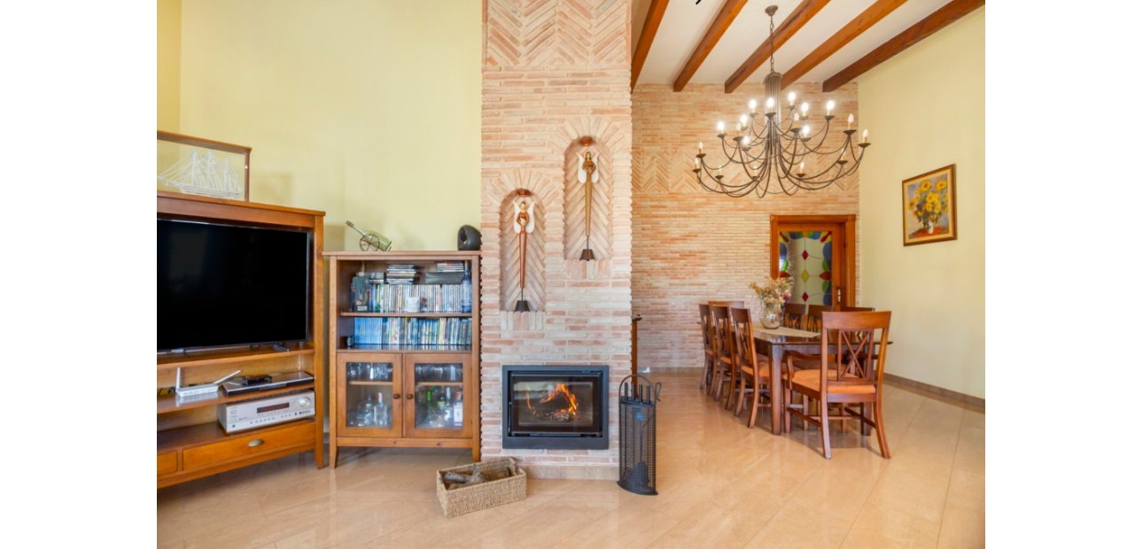 Sale - Villa -
Torrevieja - Los altos