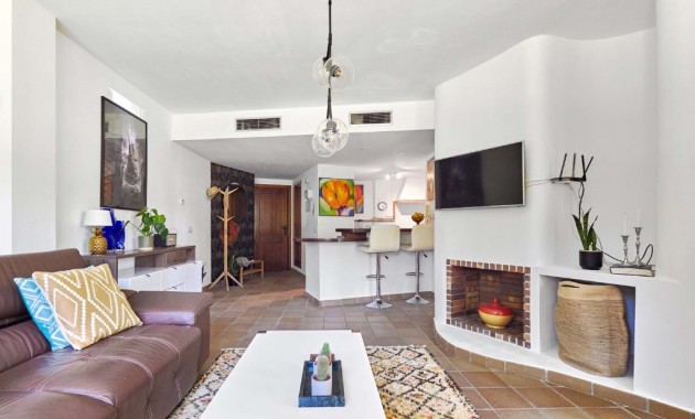 Sale - Apartment / flat -
Punta Prima