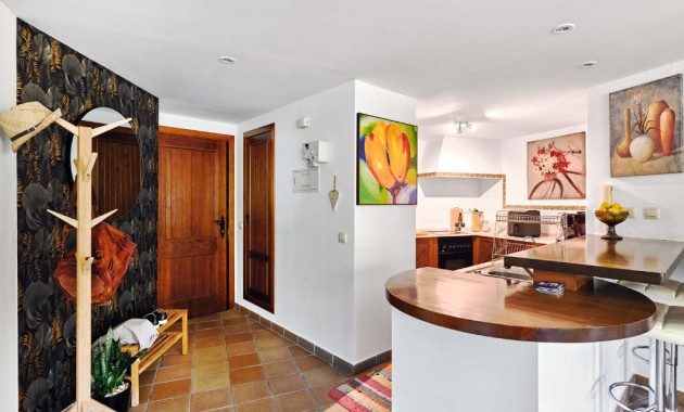 Sale - Apartment / flat -
Punta Prima