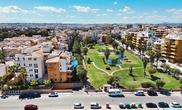 Sale - Apartment / flat -
Punta Prima