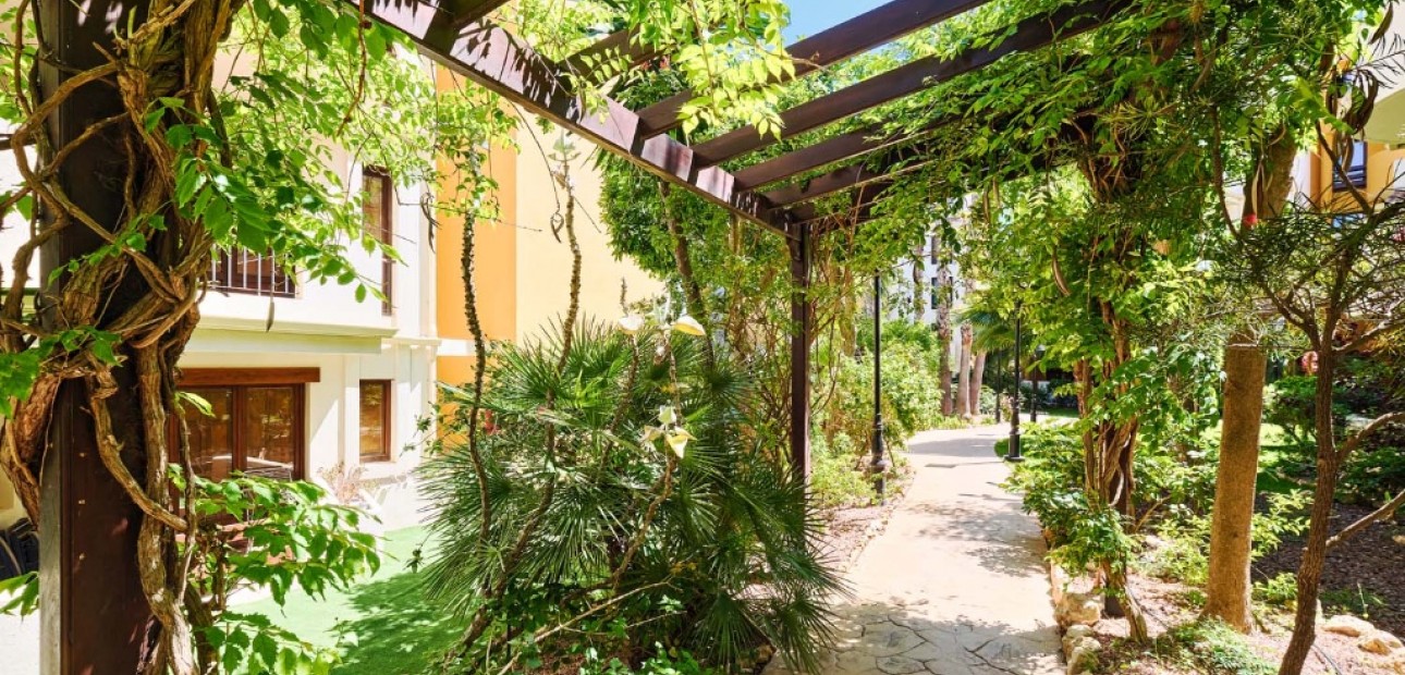 Sale - Apartment / flat -
Punta Prima