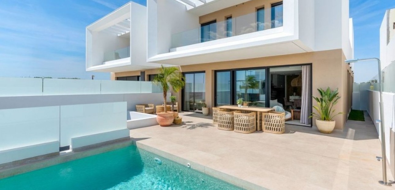 Nueva construcción  - Adosado -
Dolores